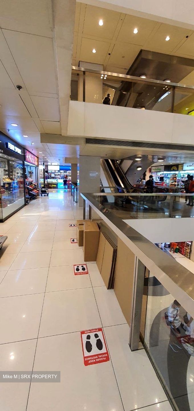 Peninsula Plaza (D6), Retail #358709961